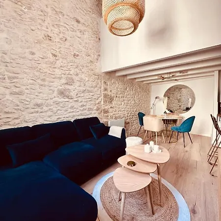 Apartamento Duplex à 2 Min Des Arènes Et De La Maison Carrée