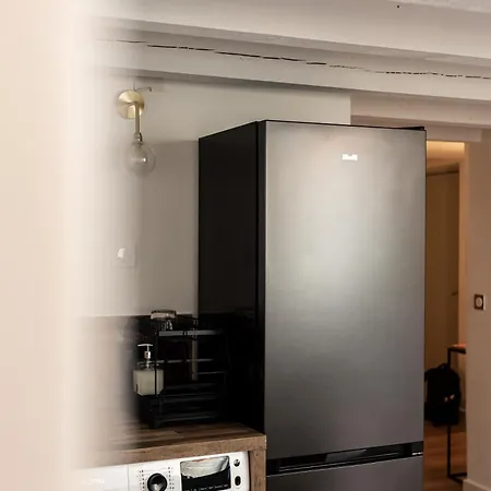 Duplex A 2 Min Des Arenes Et De La Maison Carree נים