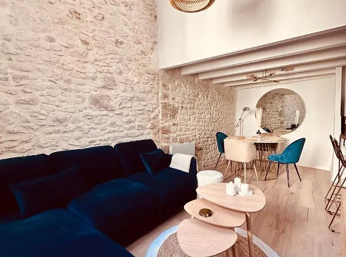 شقة Duplex A 2 Min Des Arenes Et De La Maison Carree