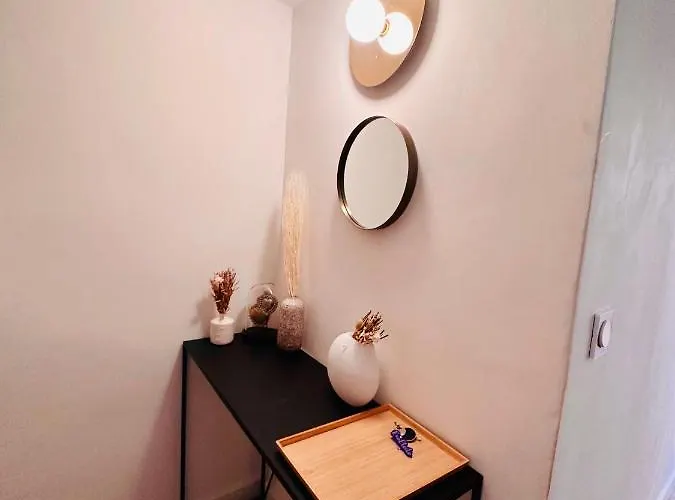 شقة Duplex A 2 Min Des Arenes Et De La Maison Carree نيم