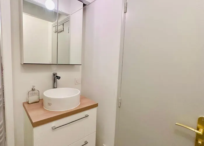 Duplex A 2 Min Des Arenes Et De La Maison Carree