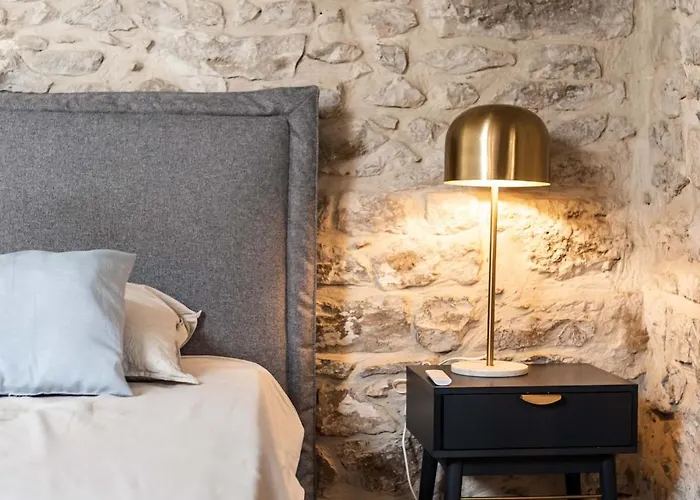 Duplex A 2 Min Des Arenes Et De La Maison Carree *